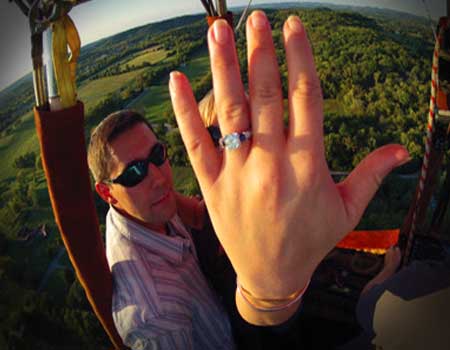 hot air balloon engagement, engagement in hot air balloon. tennessee